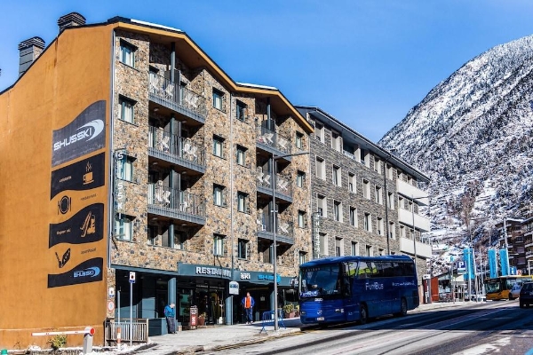 Aparthotel Shusski (Encamp)